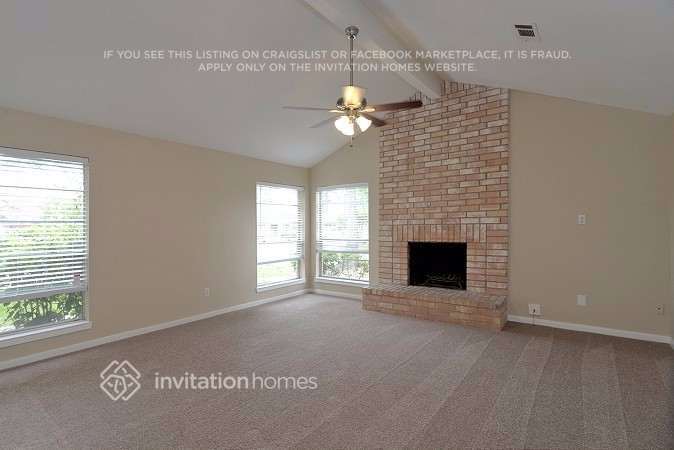 Building Photo - 15610 Cabot Creek Cir