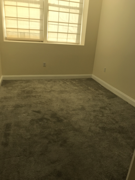 Bedroom - 200 Market St