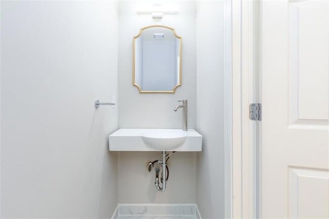 Building Photo - 3418 Rose Arbor Ct