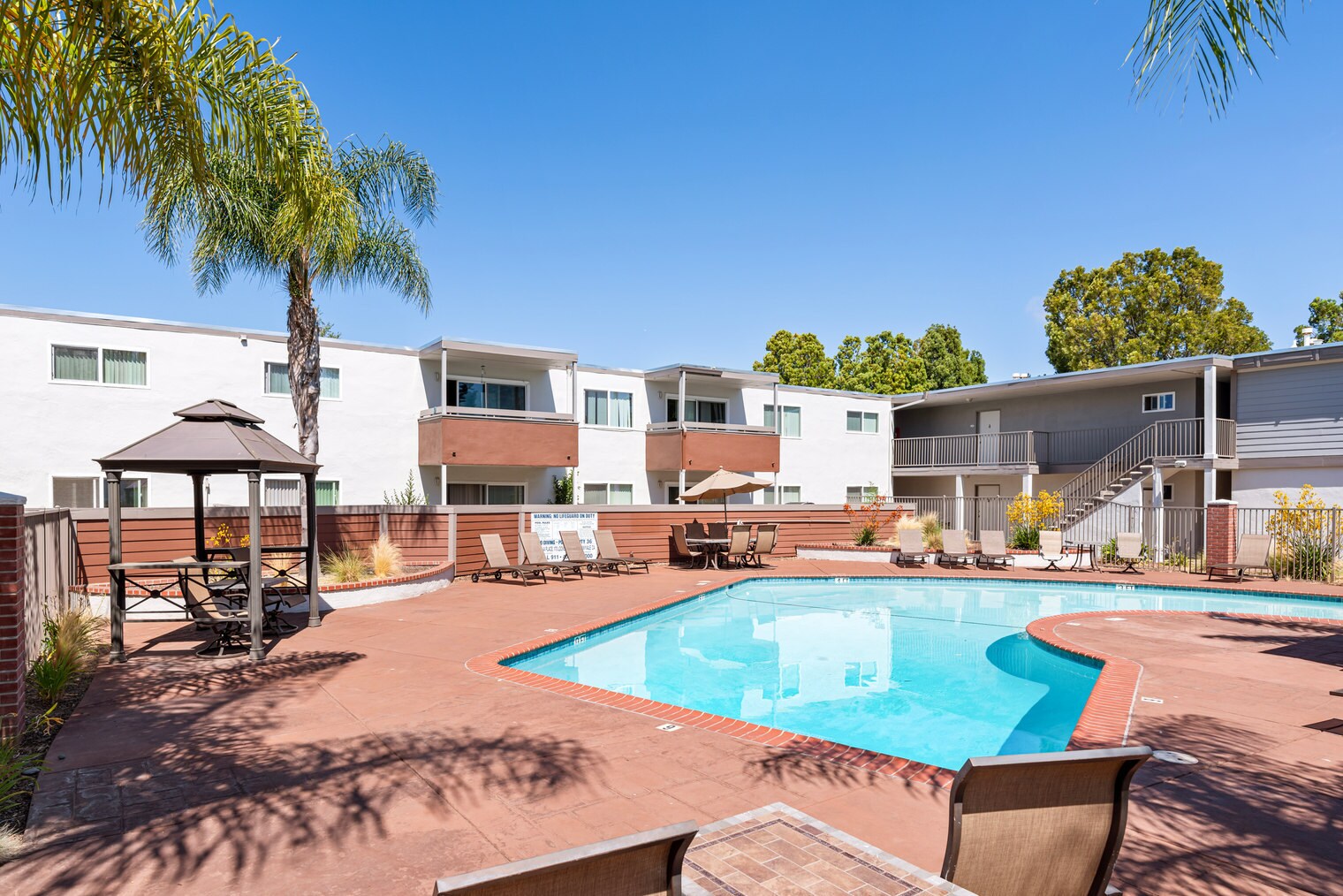 Building Photo - 160 Locksunart Way