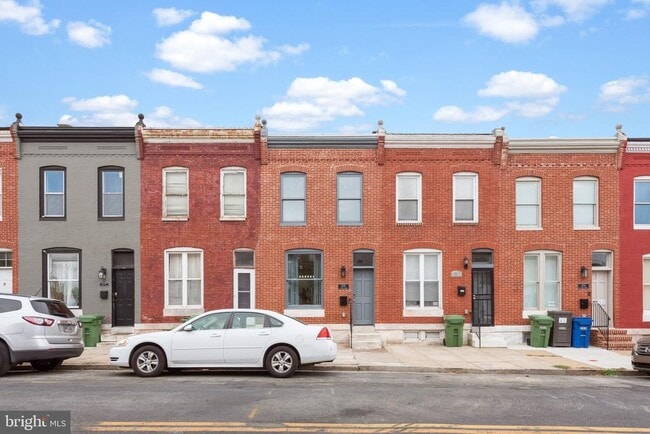 Building Photo - 2235 E Chase St