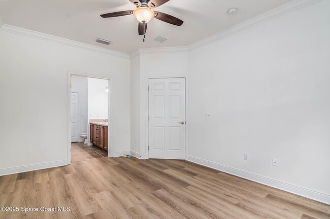 Building Photo - 208 Tin Roof Ave