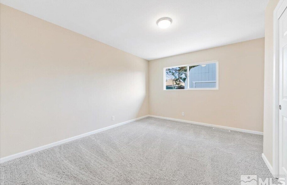 Building Photo - 630 Teel St