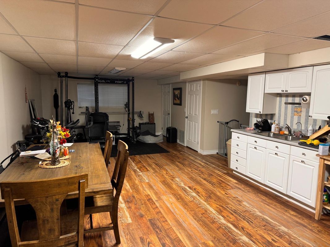 Building Photo - 2522 Hillside Village Ct