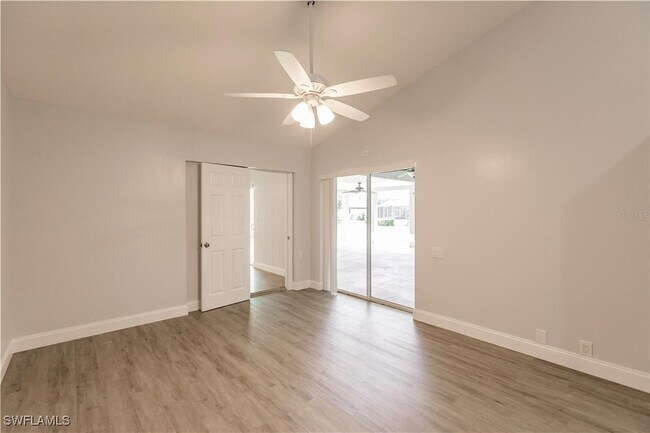 Building Photo - 2615 6th St W