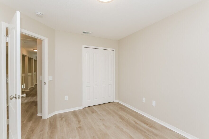Building Photo - 29433 Birds Eye Dr