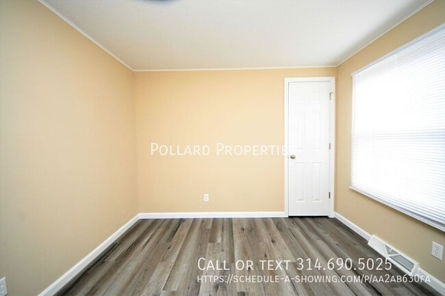 Building Photo - 309 Granada