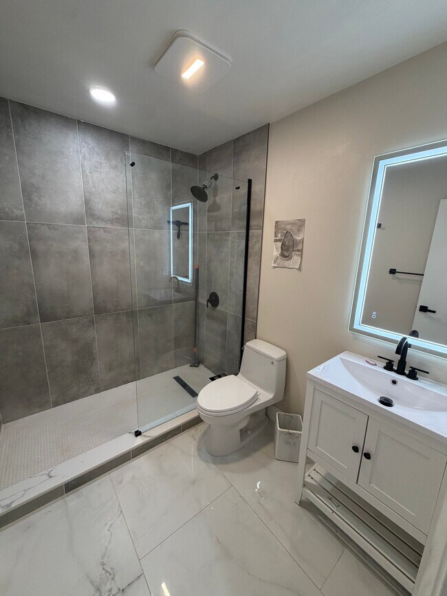 Building Photo - 8207 Citrus Chase Dr