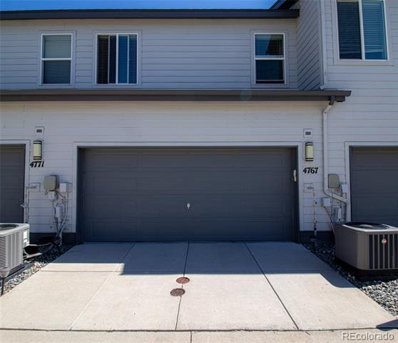 Building Photo - 4767 Memphis St