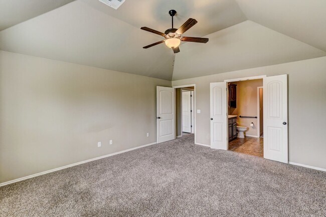 Building Photo - 5700 Goldfinger Rd