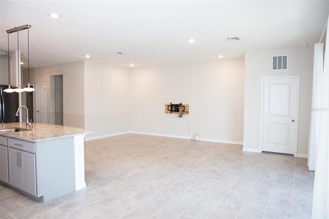 Building Photo - 2207 Midnight Pearl Dr