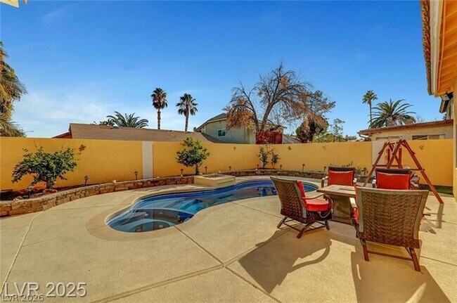 Building Photo - 2410 Doherty Way