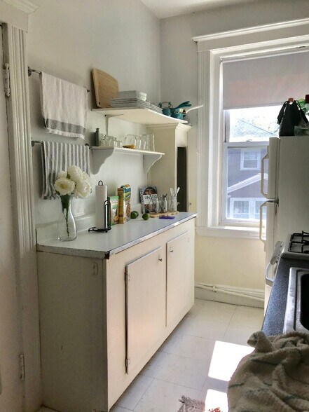 Building Photo - 9 Egremont Rd