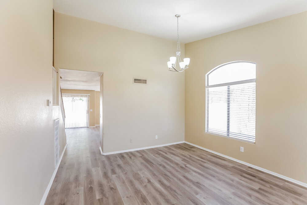 Building Photo - 12446 W San Juan Ave