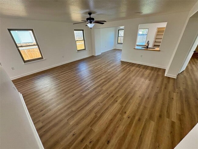 Building Photo - 8003 Bannock Ln
