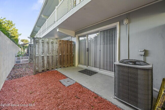 Building Photo - 1170 S Patrick Dr