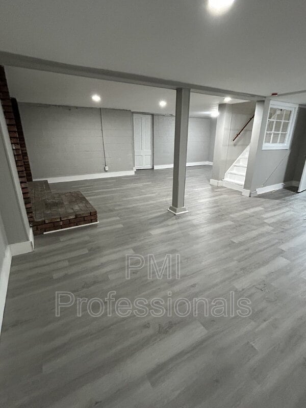 Building Photo - 2905 Ironwood Dr