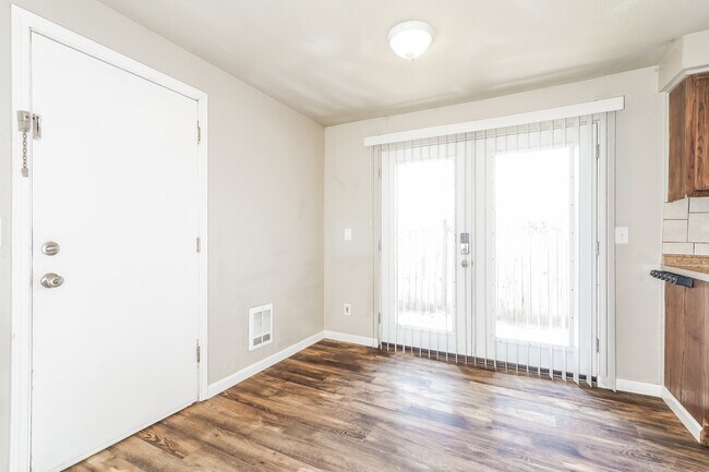 Building Photo - 16028 355th Dr SE