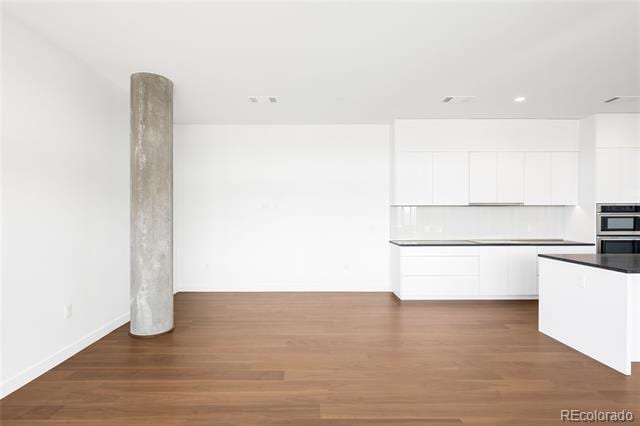 Building Photo - 3520 Chestnut Pl