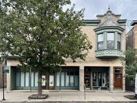 Building Photo - 1222 W Grace St