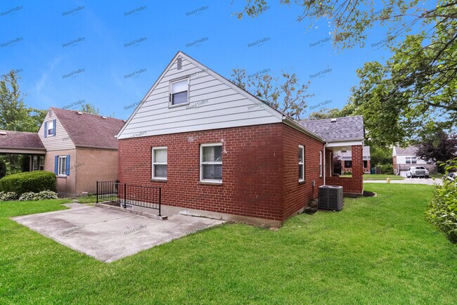 Building Photo - 1008 Edgetree Ln