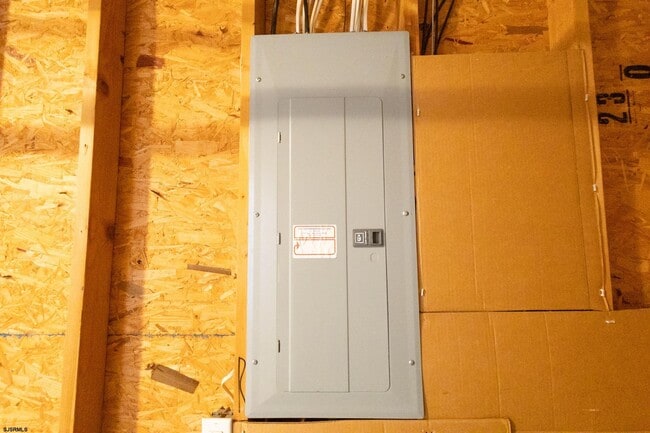 Building Photo - 4 Millard Ave