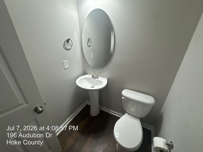 Building Photo - 196 Audubon Dr