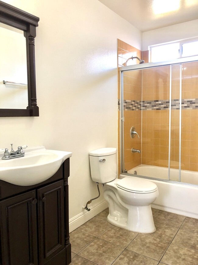 Building Photo - 403-405 W 101st Street