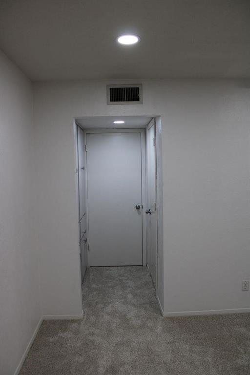 Building Photo - 6060 Birchbrook Dr