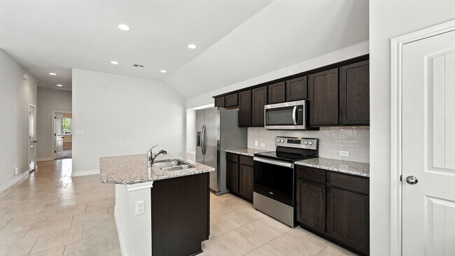 Building Photo - 490 Nautical Lp