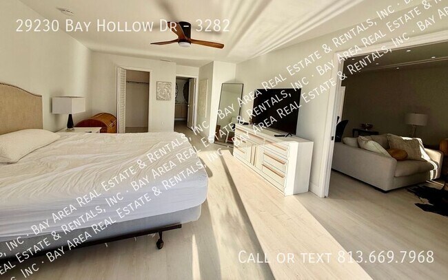 Building Photo - 29230 Bay Hollow Dr