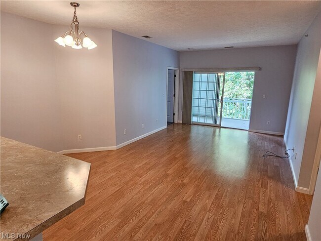 Building Photo - 1009 Aqua Marine Blvd