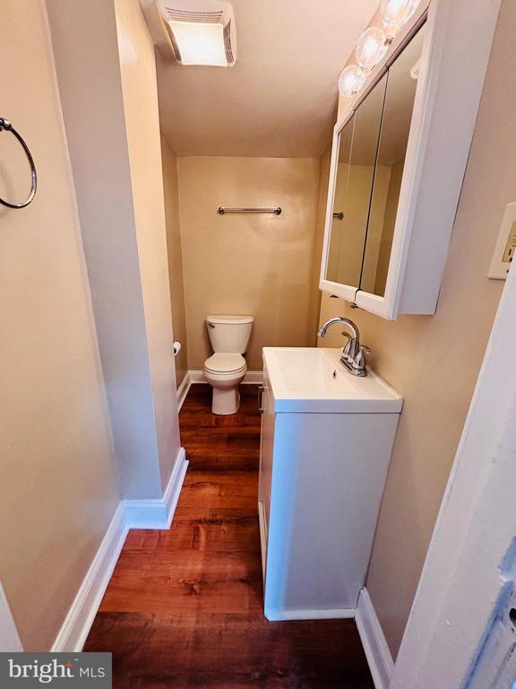 Building Photo - 47 S Merion Ave