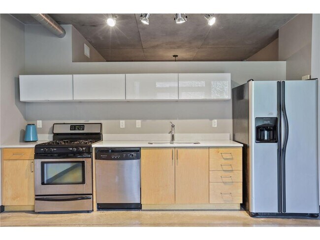 Building Photo - 730 N 4th St
