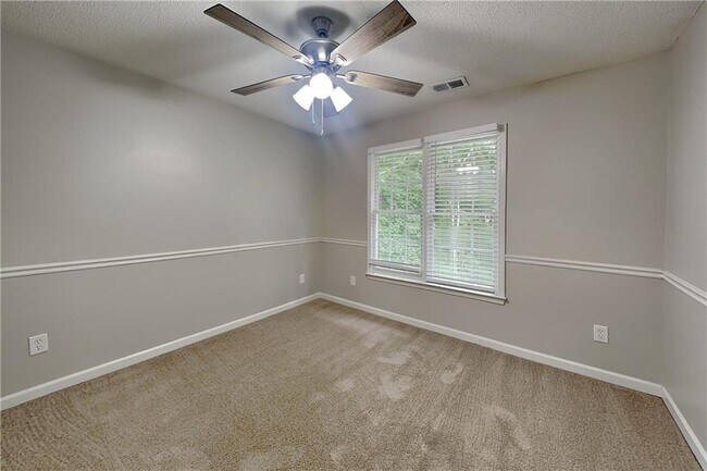 Building Photo - 360 Warrenton Dr