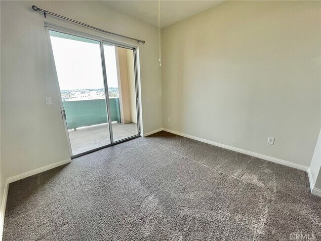 Building Photo - 488 E Ocean Blvd