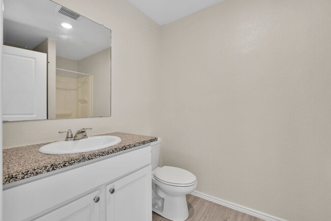 Building Photo - 7184 Elm Cv