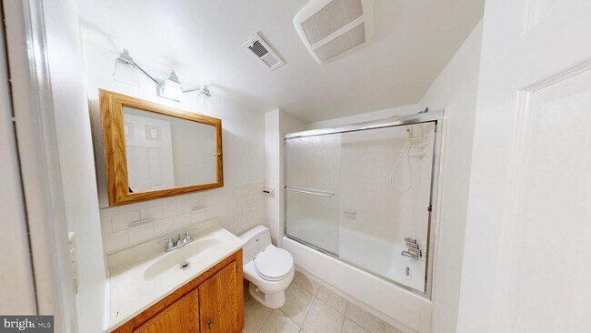 Building Photo - 2114 Bonnywood Ln