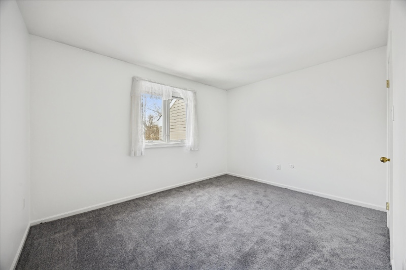 Building Photo - 113 Harvest Ln