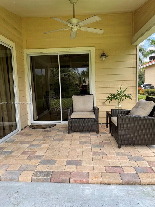 Building Photo - 12686 Westhampton Cir