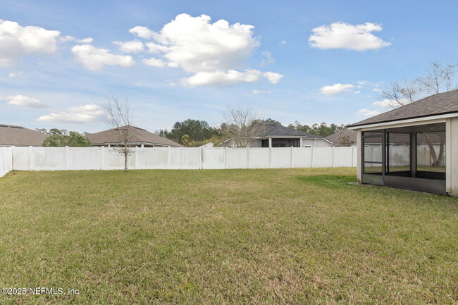 Building Photo - 95210 Leafcrest Ct