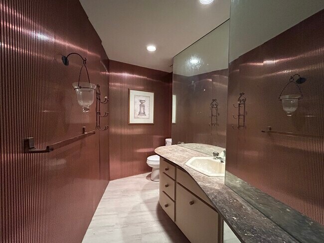 Building Photo - 108 Timberlake Ct