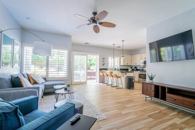 Building Photo - Ocotillo Private Oasis & Pool Monthly