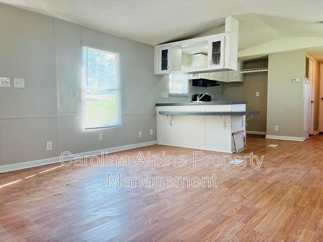 Building Photo - 3822 Towery Rd