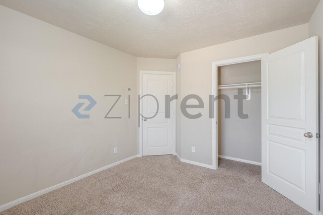 Building Photo - 3029 Cambridge Meadows Ln