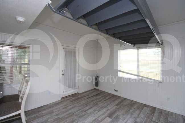 Building Photo - 149 1/2 East Butte Avenue