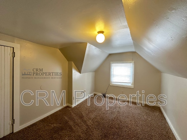 Building Photo - 1519 N Purdum St