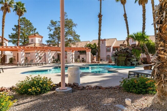 Building Photo - 7570 W Flamingo Rd