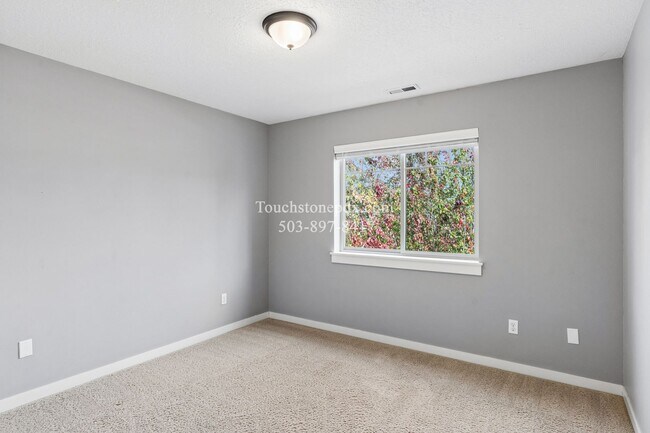 Building Photo - 37162 Coralburst St