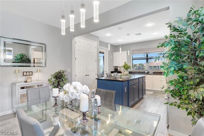 Building Photo - 10908 Clarendon St